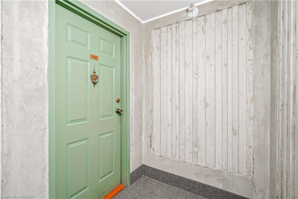 506-421 Fairview Drive Property Photo 5