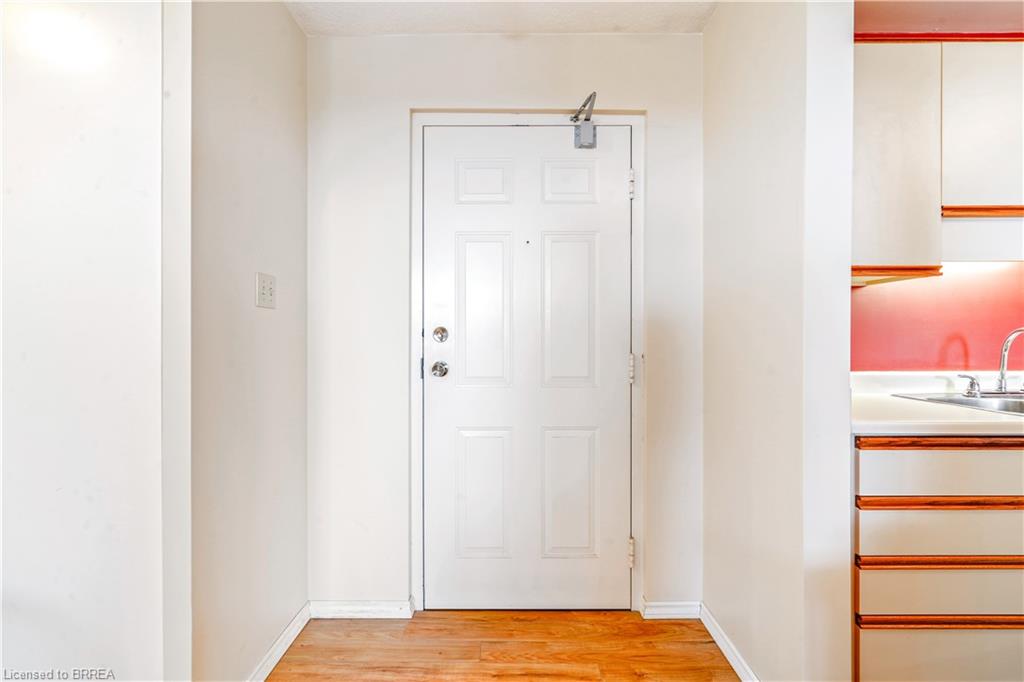 506-421 Fairview Drive Property Photo 6