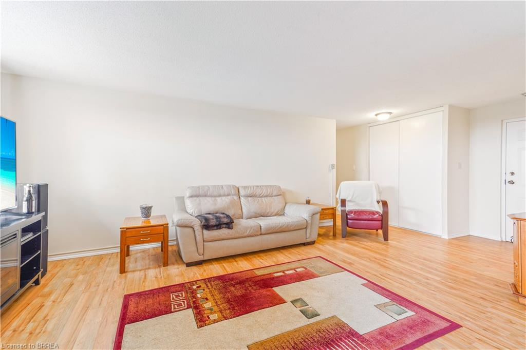 506-421 Fairview Drive Property Photo 12