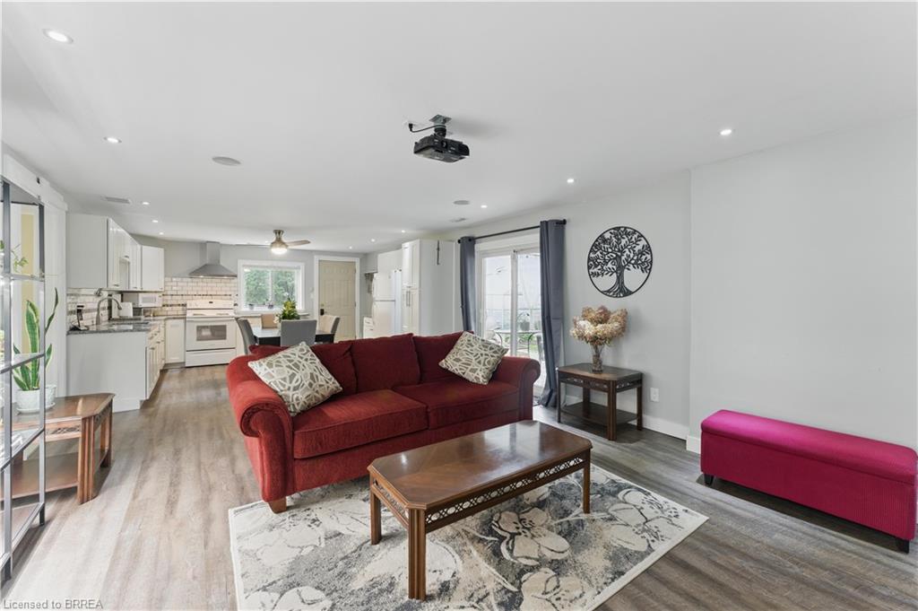 13 King William Street Property Photo 9