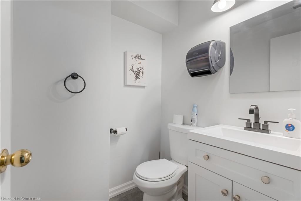 1219 Main Street E Property Photo 21