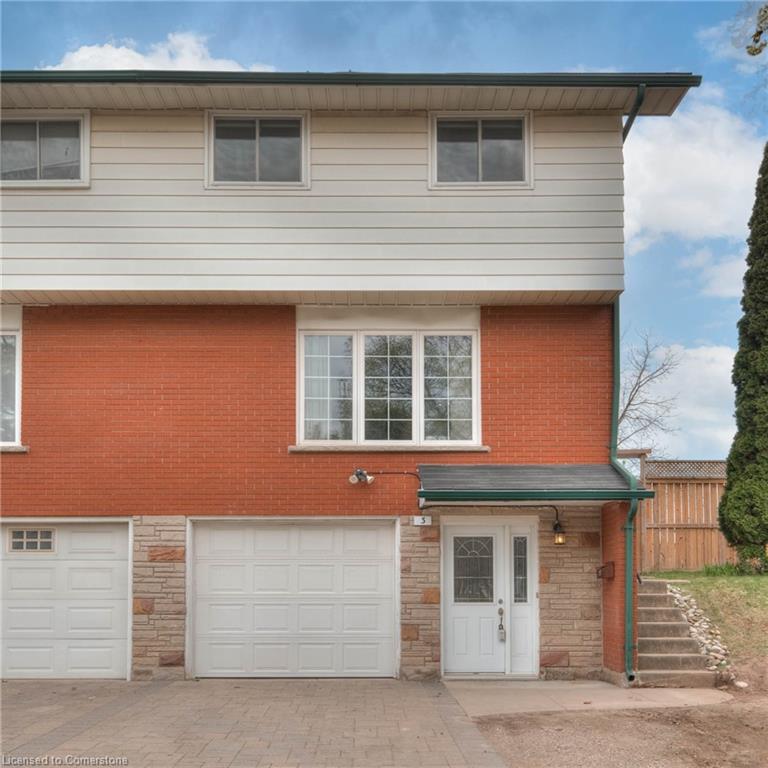 3 Shaftsbury Drive Property Photo 5