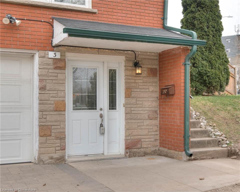 3 Shaftsbury Drive Property Photo 9