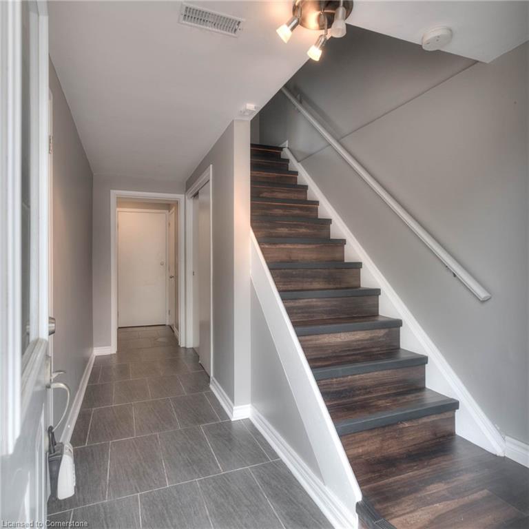 3 Shaftsbury Drive Property Photo 10