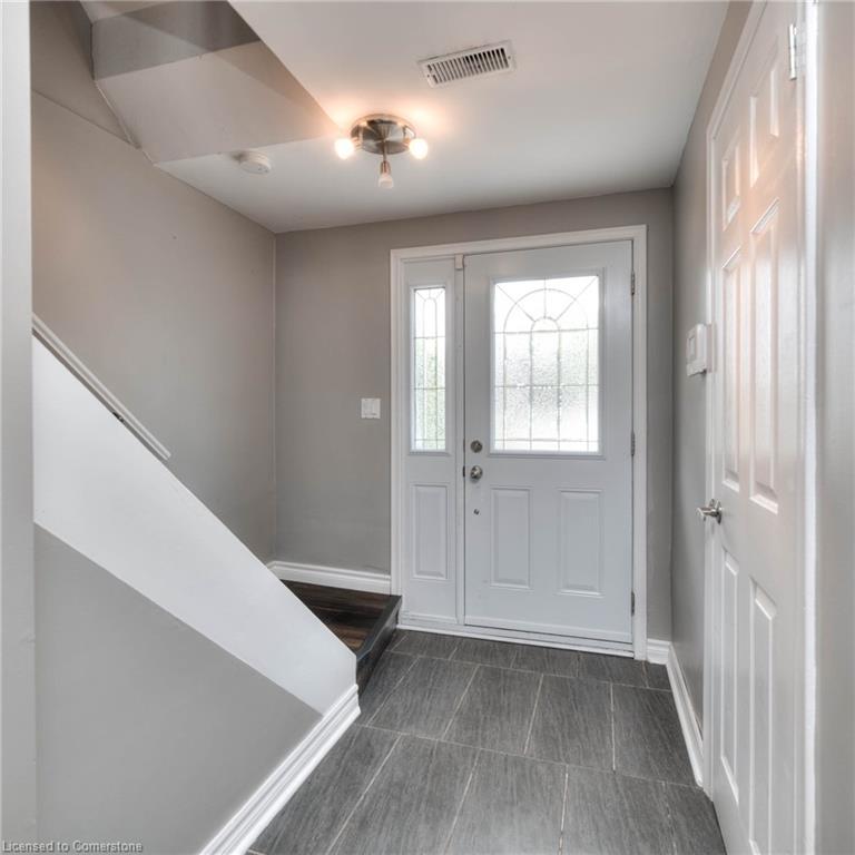 3 Shaftsbury Drive Property Photo 11