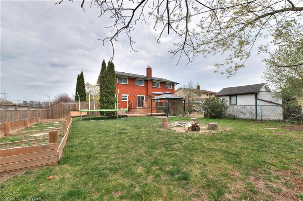 3 Shaftsbury Drive Property Photo 36