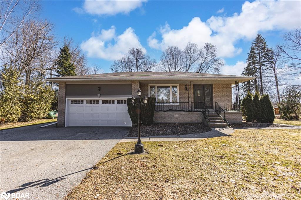5853 Yonge Street Property Photo