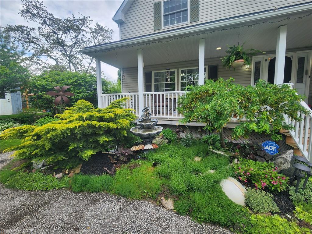 388 Mckellar Street Property Photo 3