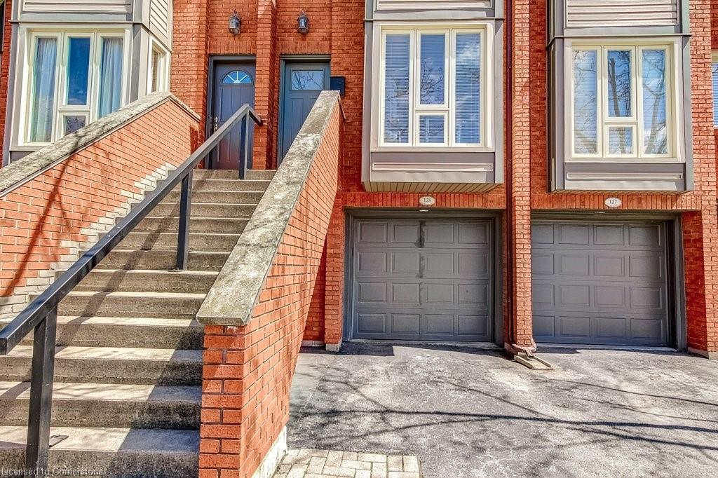 Burlington Central Hs, Assumptio Real Estate Listings Main Image