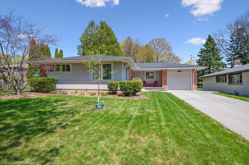 136 Warren Road Property Photo