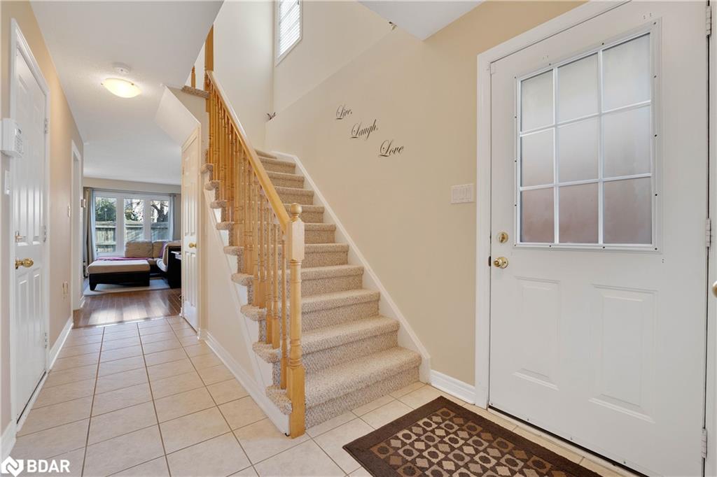 34-430 Mapleview Drive E Property Photo 4