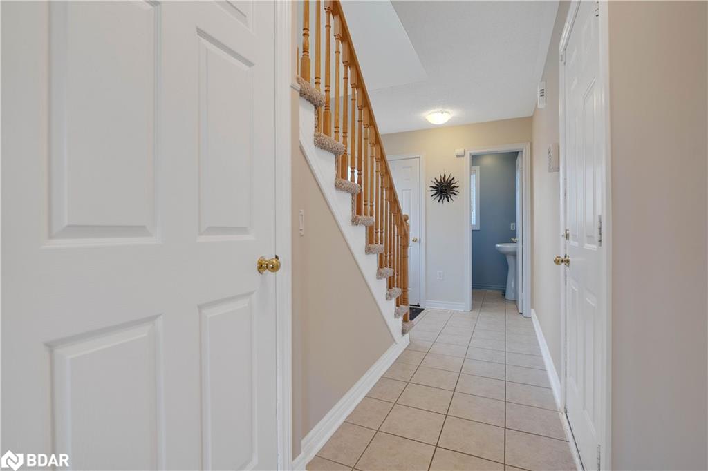 34-430 Mapleview Drive E Property Photo 12