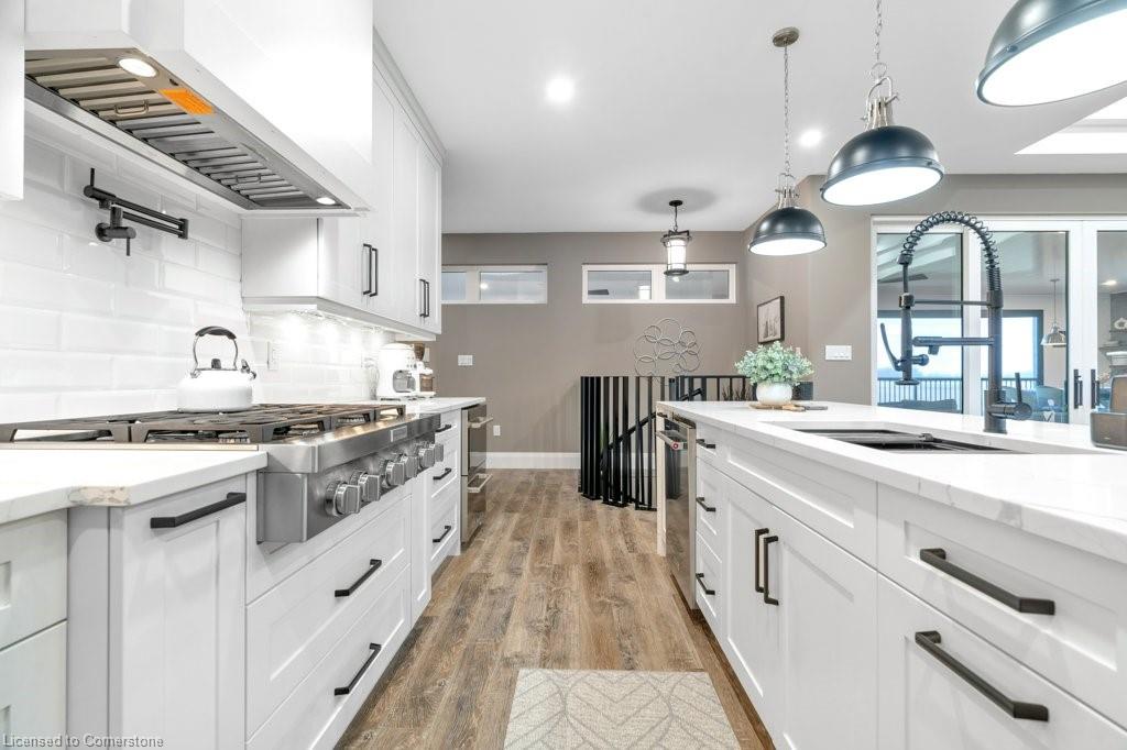 43711 Adelaide Street Property Photo 12