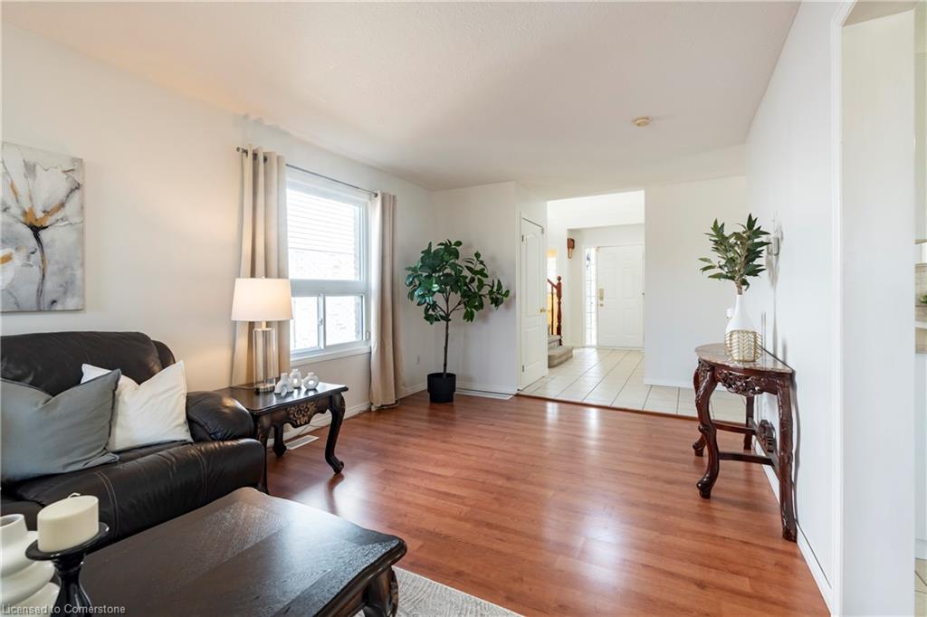 24 Castlewood Place Property Photo 9