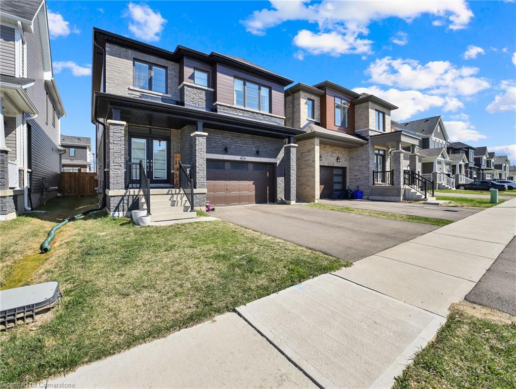 66 Lillian Way Property Photo 6