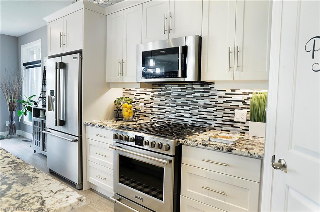 200 Juniper Street Property Photo 9