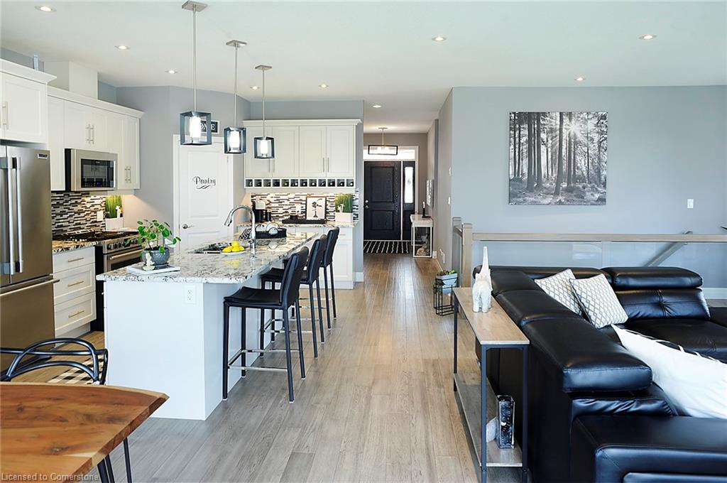 200 Juniper Street Property Photo 11