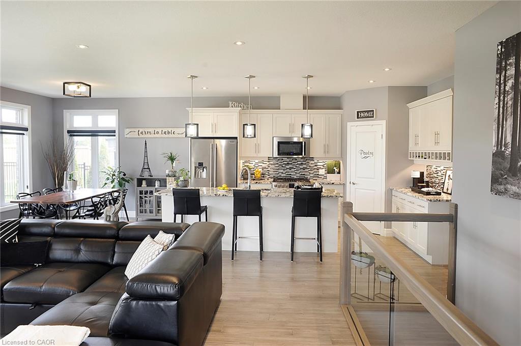 200 Juniper Street Property Photo 22