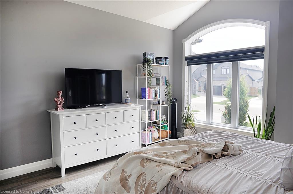 200 Juniper Street Property Photo 36