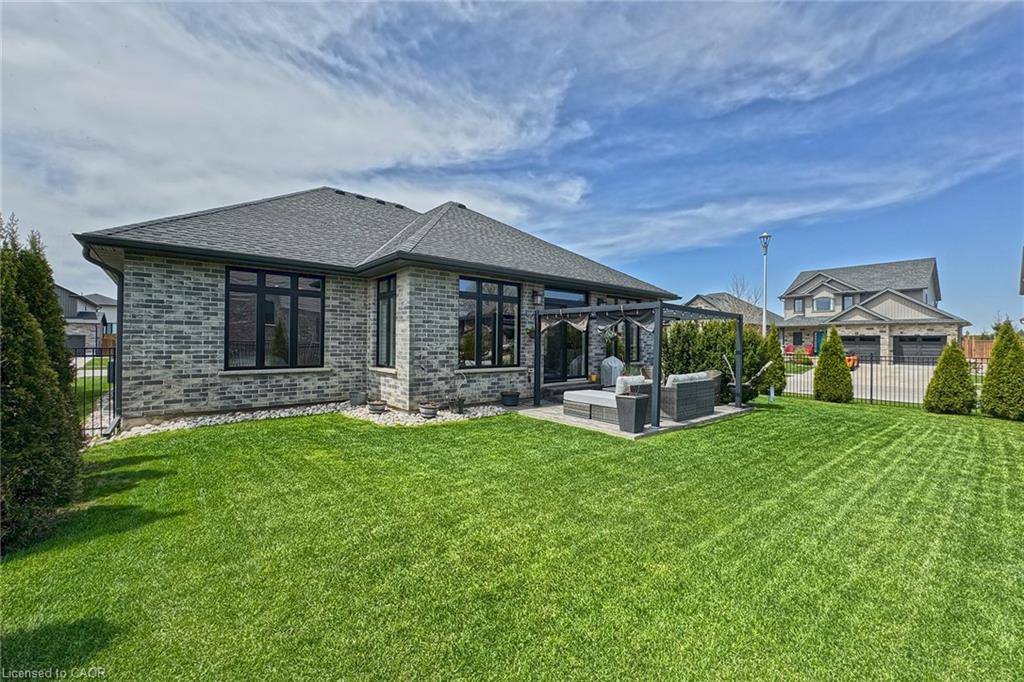 200 Juniper Street Property Photo 40