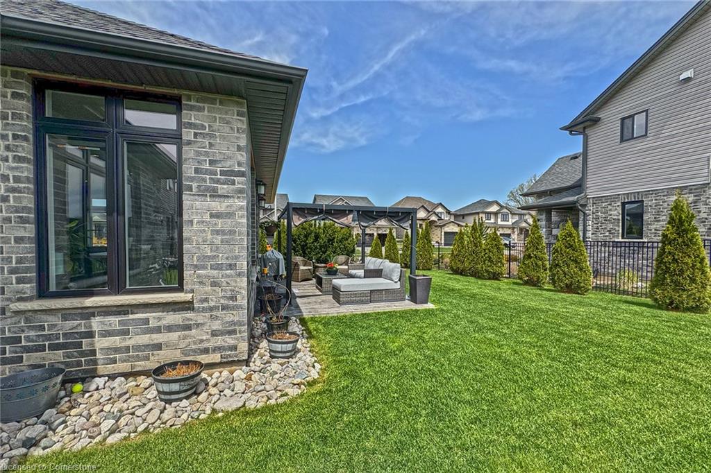 200 Juniper Street Property Photo 41