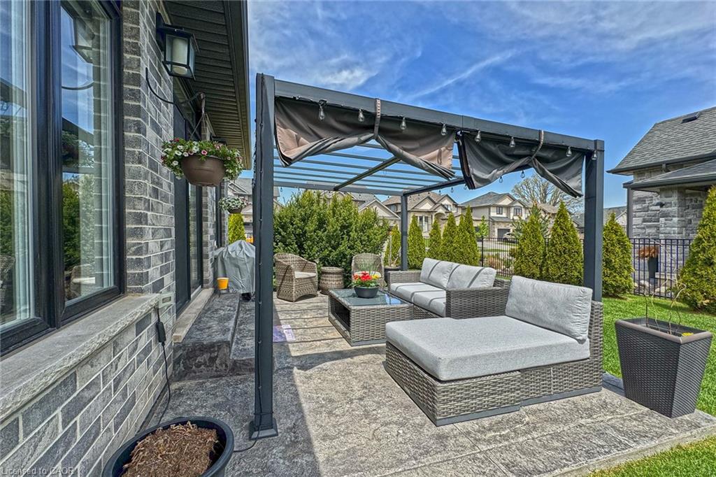 200 Juniper Street Property Photo 42