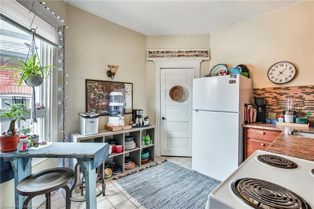 204 Herkimer Street Property Photo 20