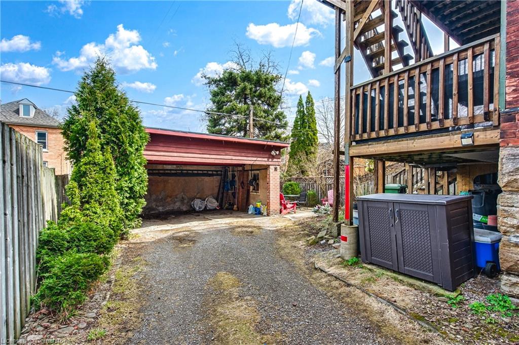 204 Herkimer Street Property Photo 39