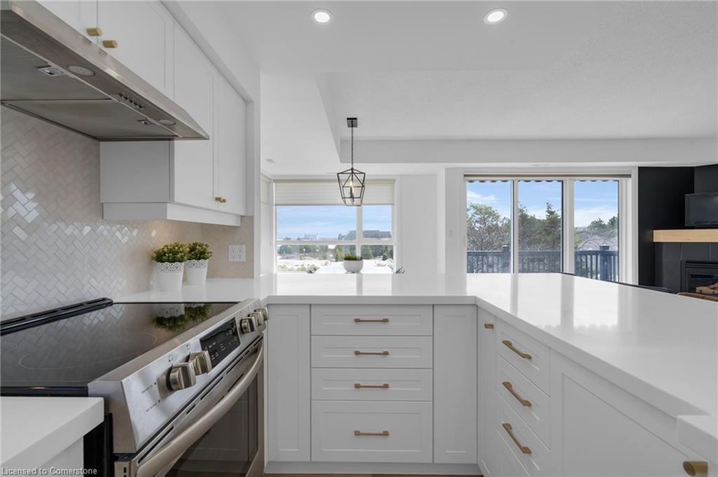 441 Mariners Way Property Photo 13