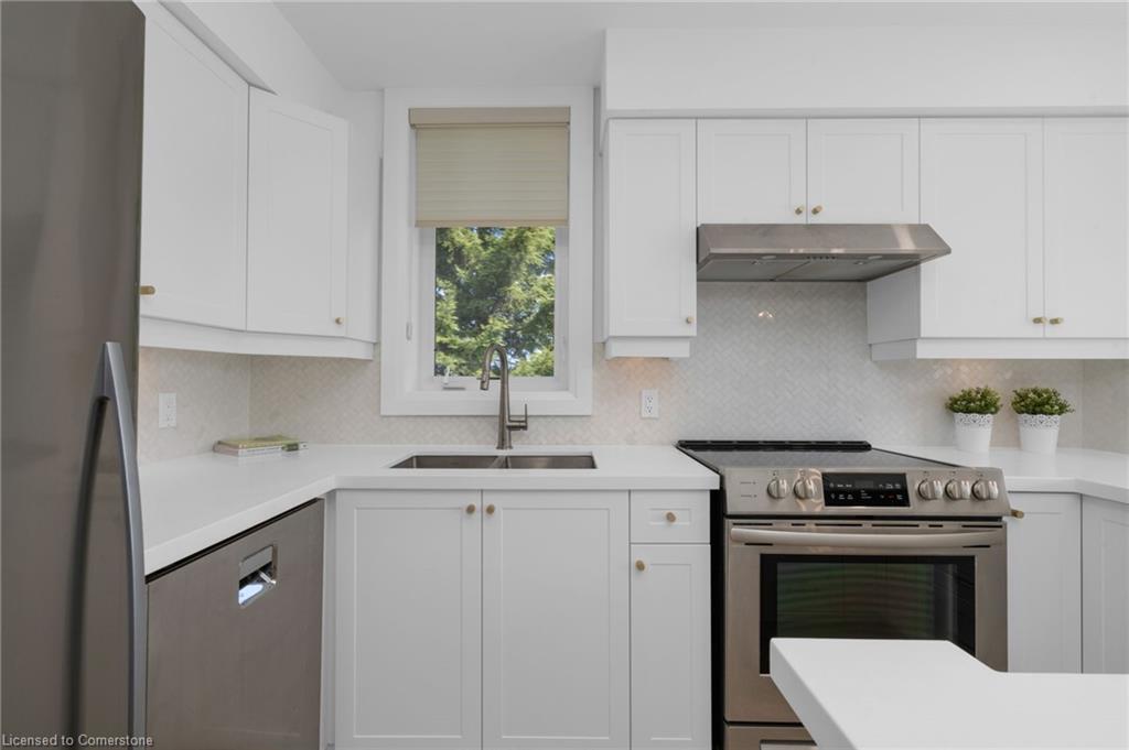 441 Mariners Way Property Photo 14