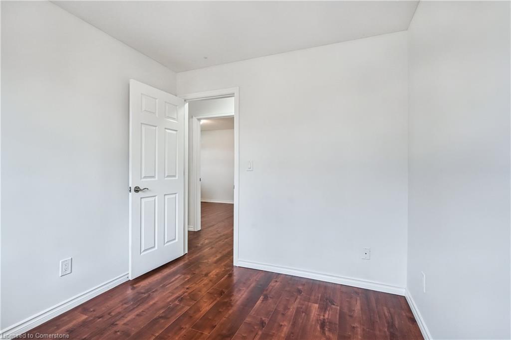 4983 University Avenue Property Photo 16