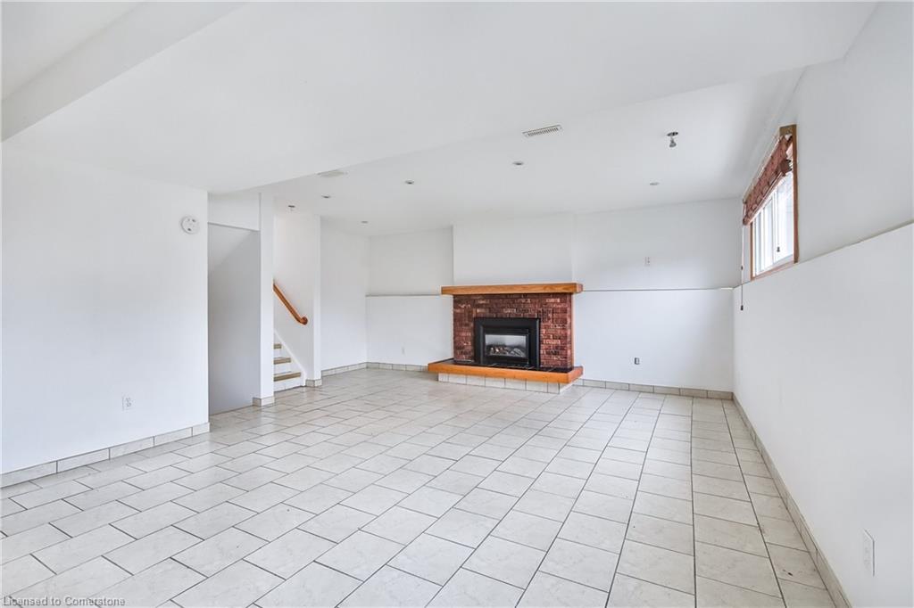 4983 University Avenue Property Photo 23