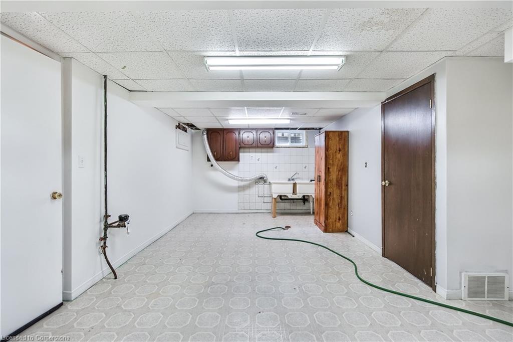 4983 University Avenue Property Photo 30