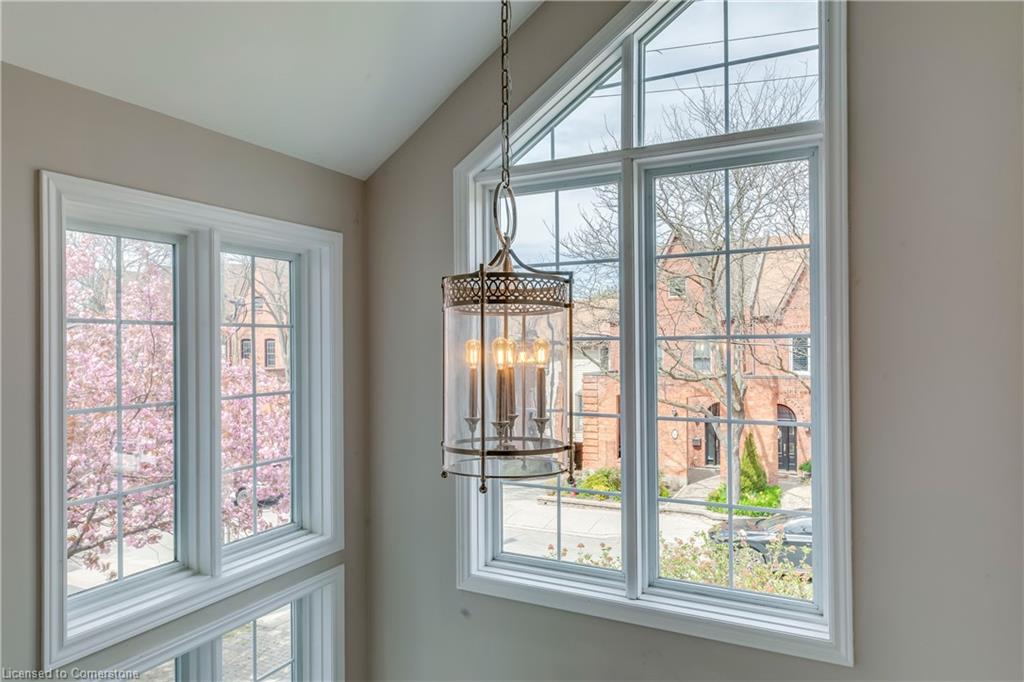 48 Forsythe Street Property Photo 24