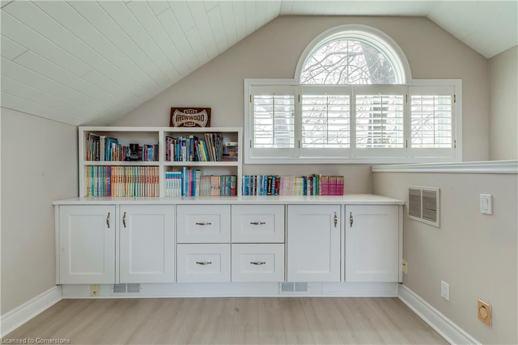 48 Forsythe Street Property Photo 40