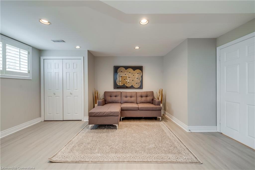 48 Forsythe Street Property Photo 43