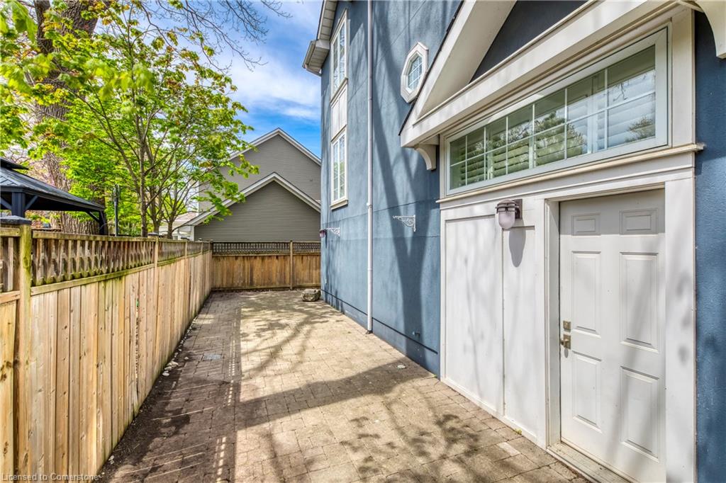 48 Forsythe Street Property Photo 50