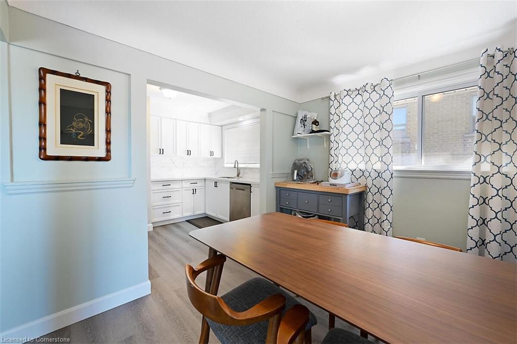 333 East 42nd Street Property Photo 11