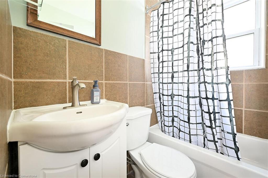 333 East 42nd Street Property Photo 18