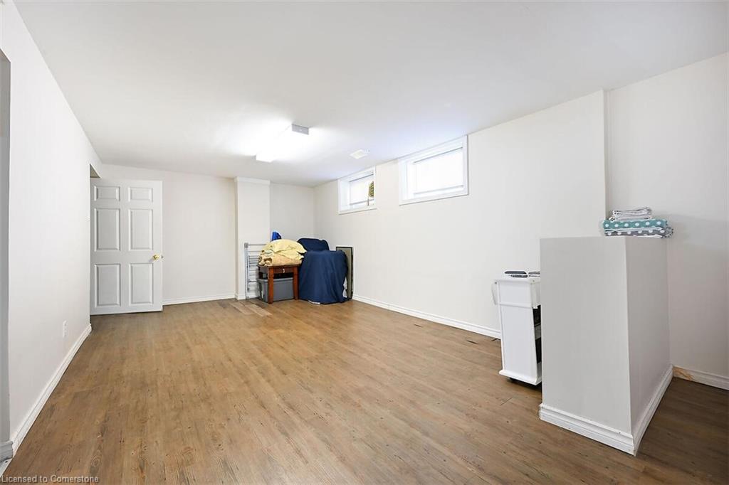 333 East 42nd Street Property Photo 25