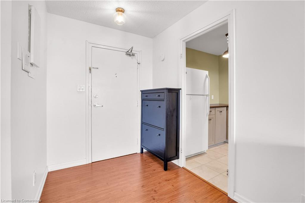 809-225 Harvard Place Property Photo 9