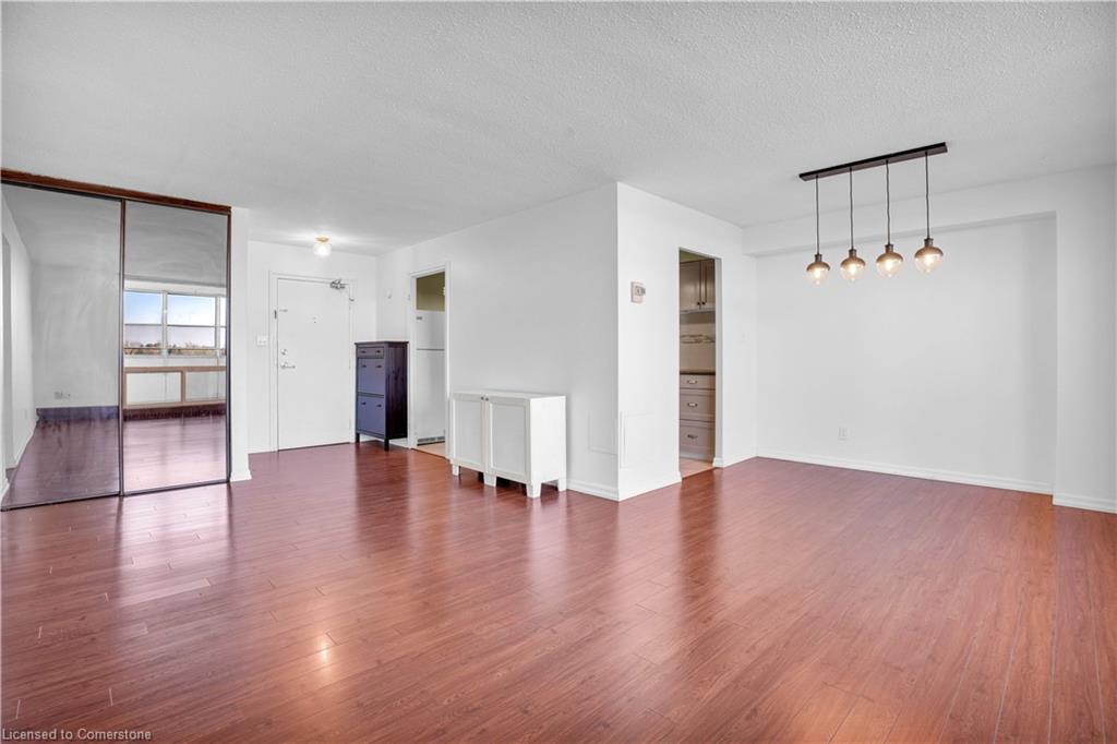 809-225 Harvard Place Property Photo 15