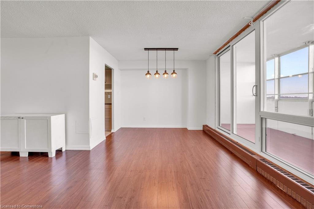 809-225 Harvard Place Property Photo 18
