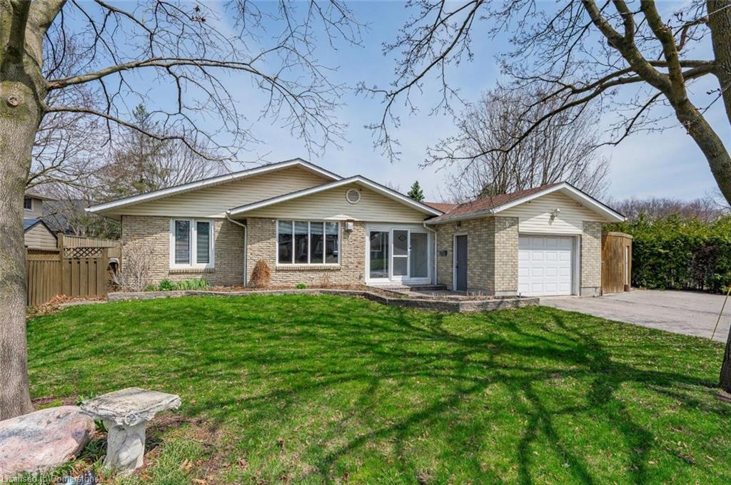 6 Stirling Place Property Photo 2