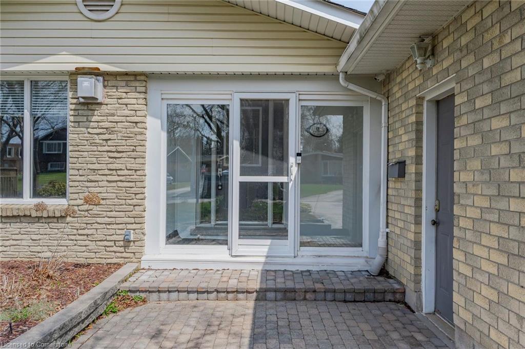 6 Stirling Place Property Photo 4