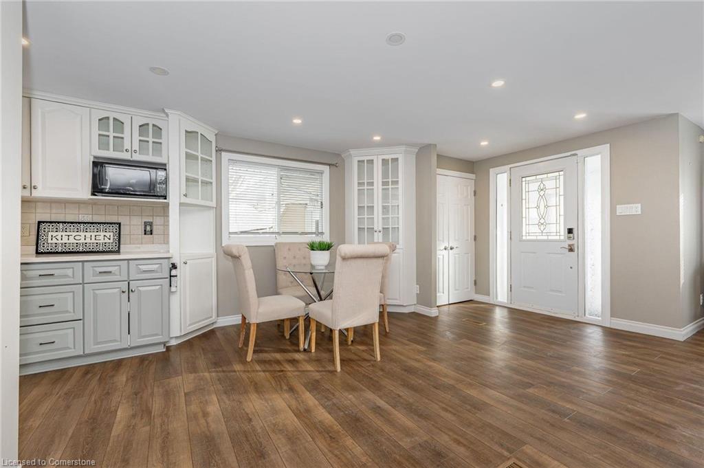 6 Stirling Place Property Photo 10