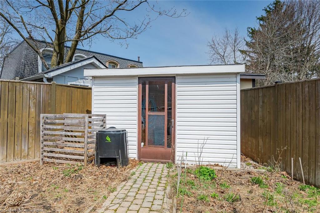 6 Stirling Place Property Photo 28