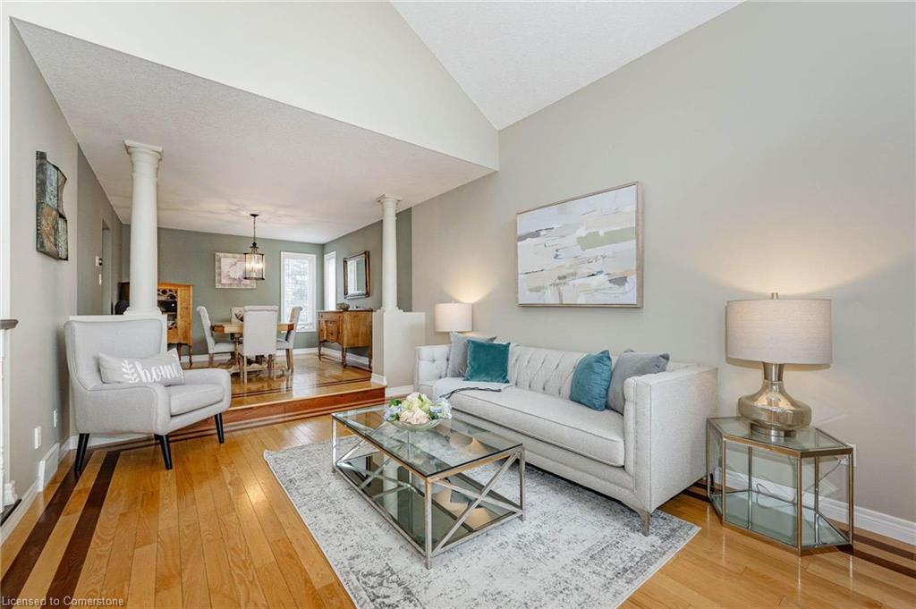 10 Jean Anderson Crescent Property Photo 4