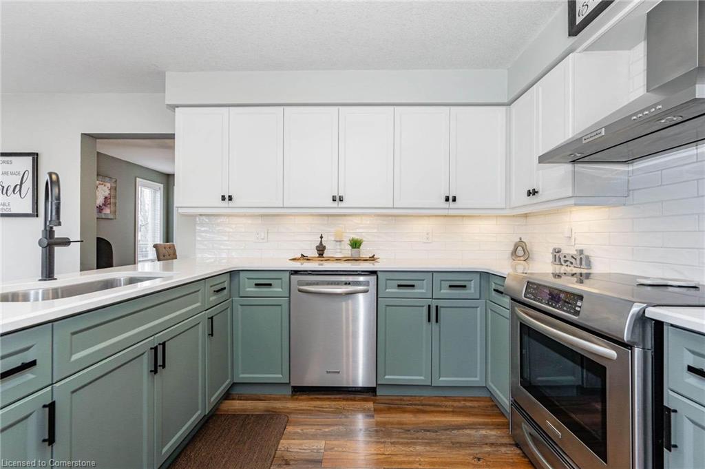 10 Jean Anderson Crescent Property Photo 9