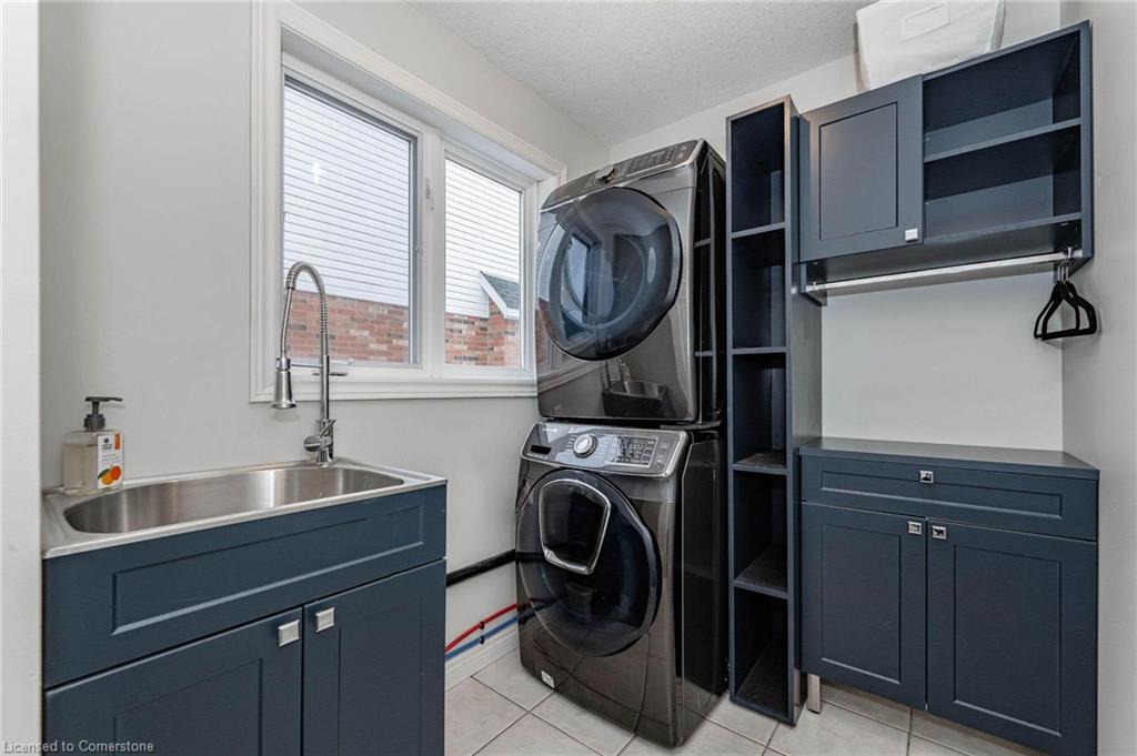 10 Jean Anderson Crescent Property Photo 17